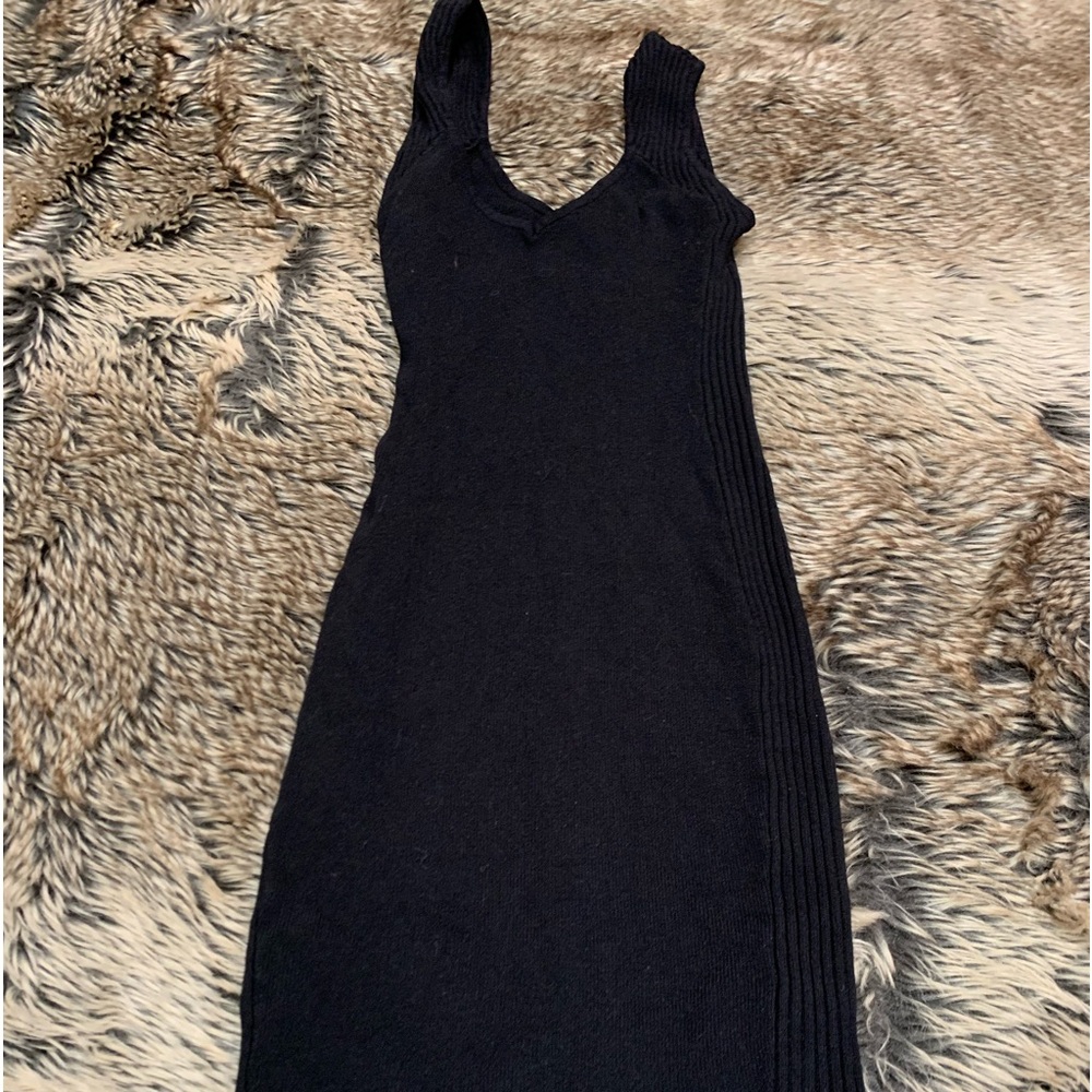 HERA collection v-neck tank black dress Size S